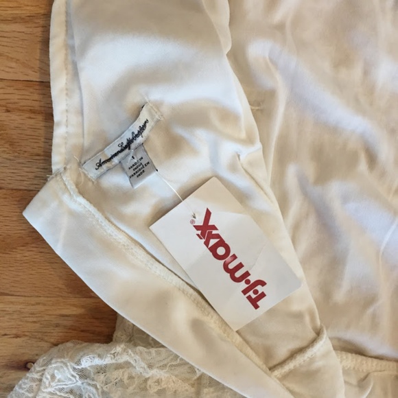 American Eagle Outfitters Cream Peplum Dress NWT - Picture 7 of 8